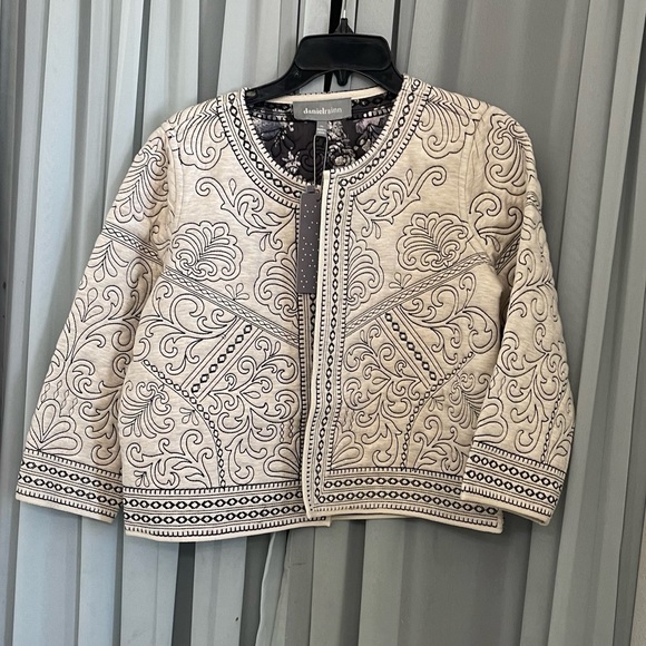 Celia Quilted Embroidered Jacket - Picture 3 of 3